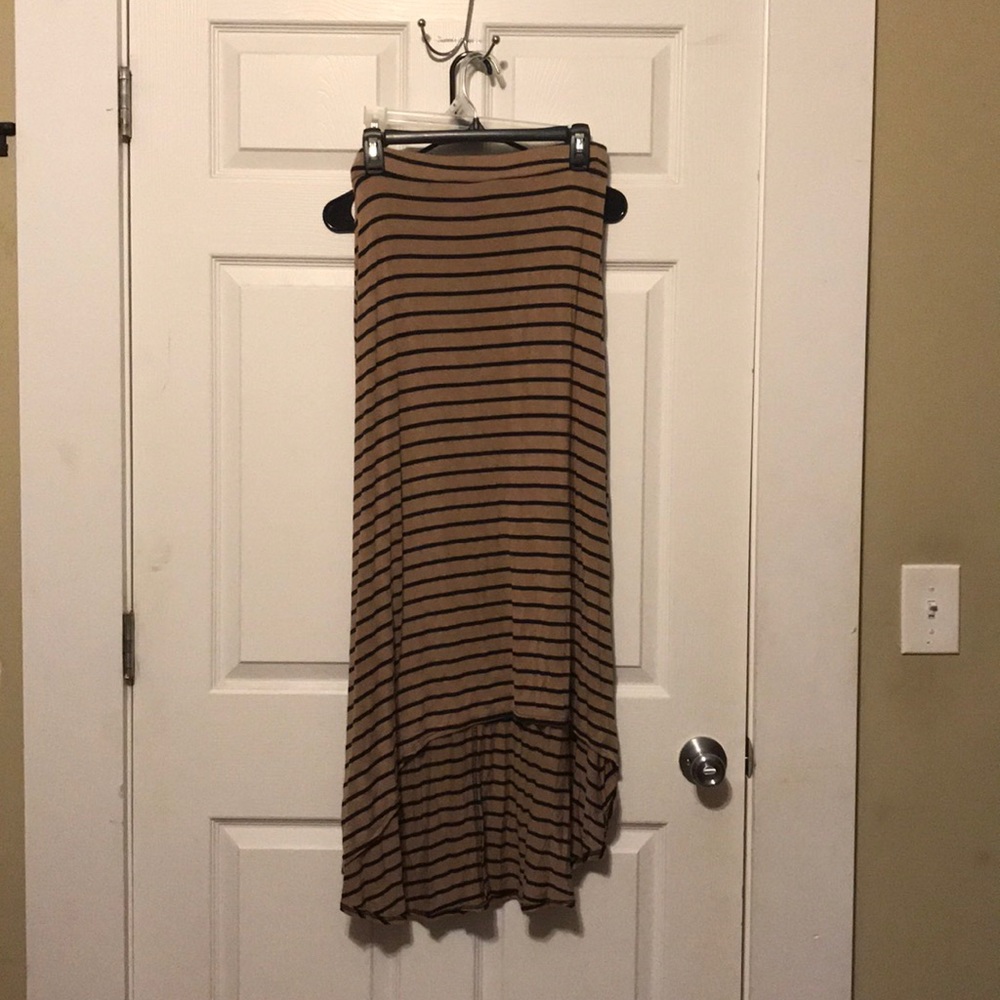 high-low skirt
